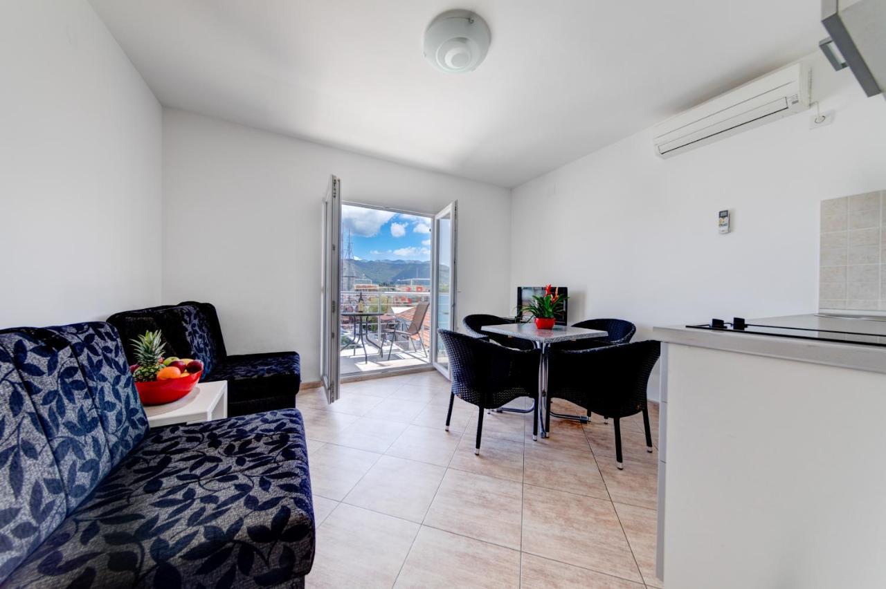 Apartments Tamaris 蒂瓦特 外观 照片